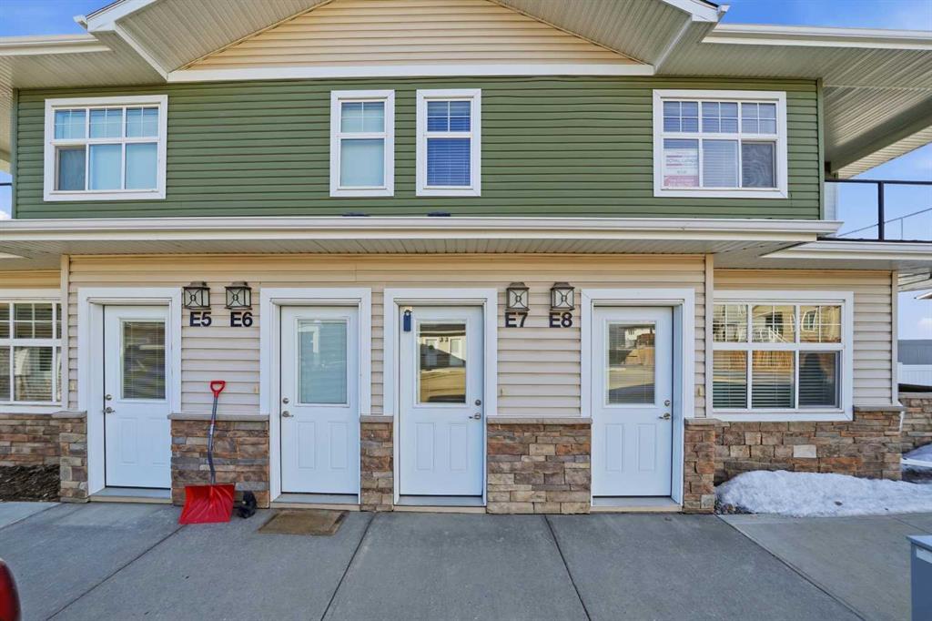 Picture for E4, 5300 Vista Trail 