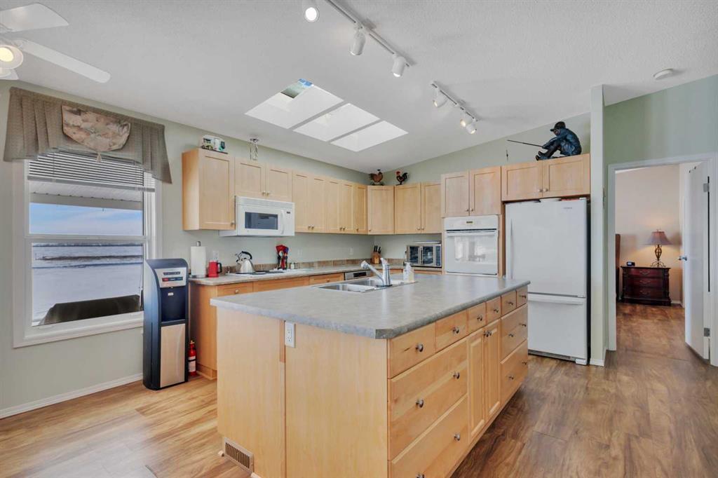 Picture for 117, 41251 210 Range 