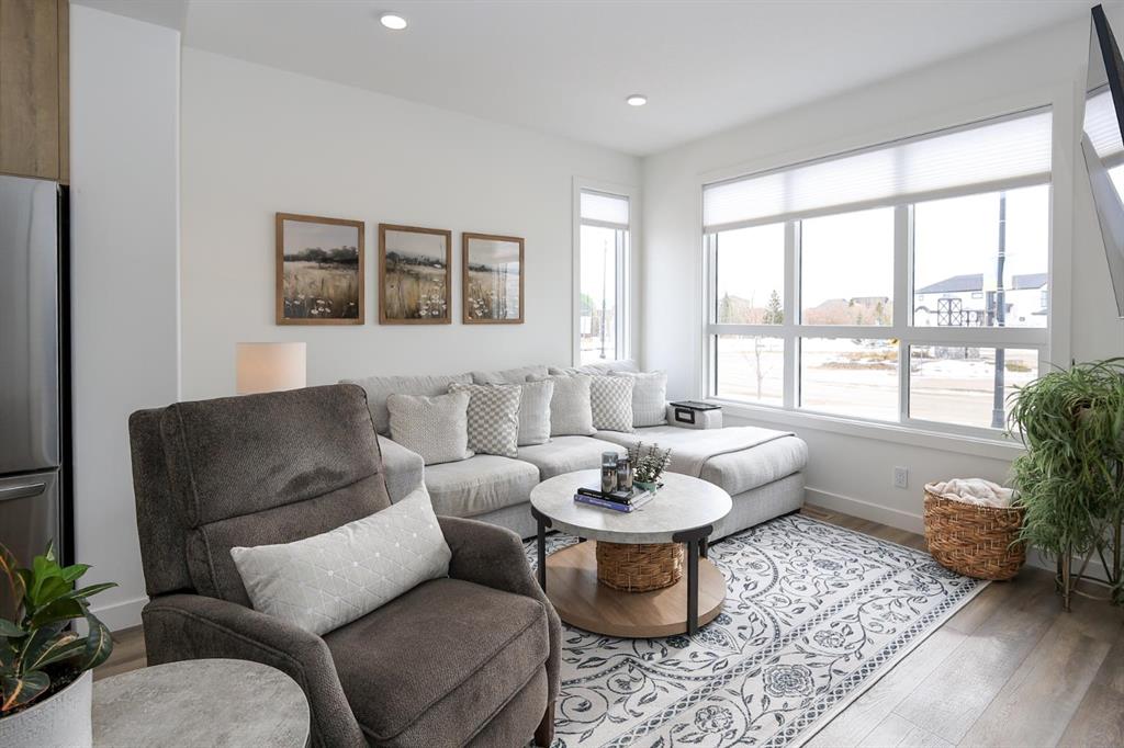 Picture for E, 2 Evergreen Way 