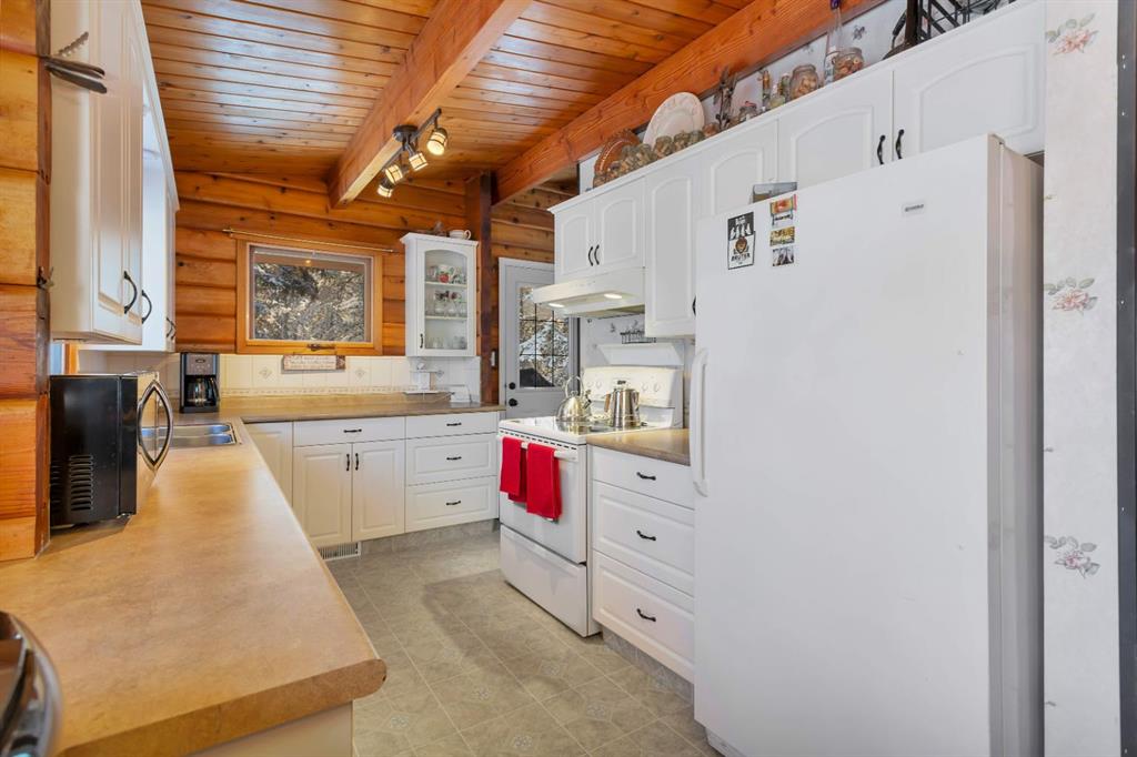 Picture for 35 FERRIER Drive 