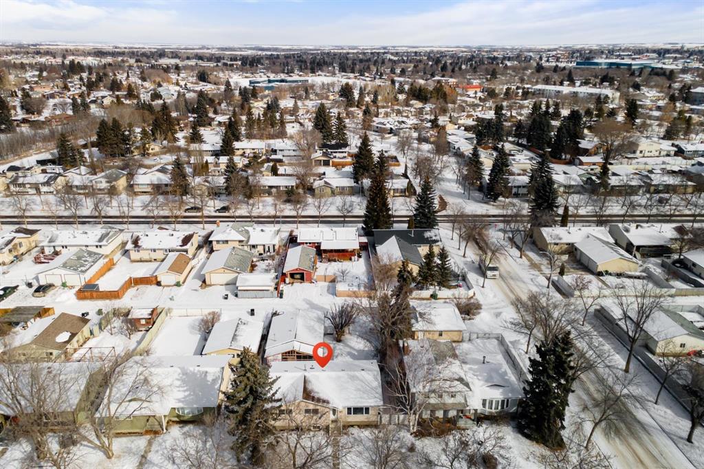 Picture for 6304 39 Avenue 