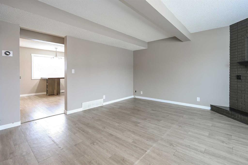 Picture for 30 Ellenwood Drive 