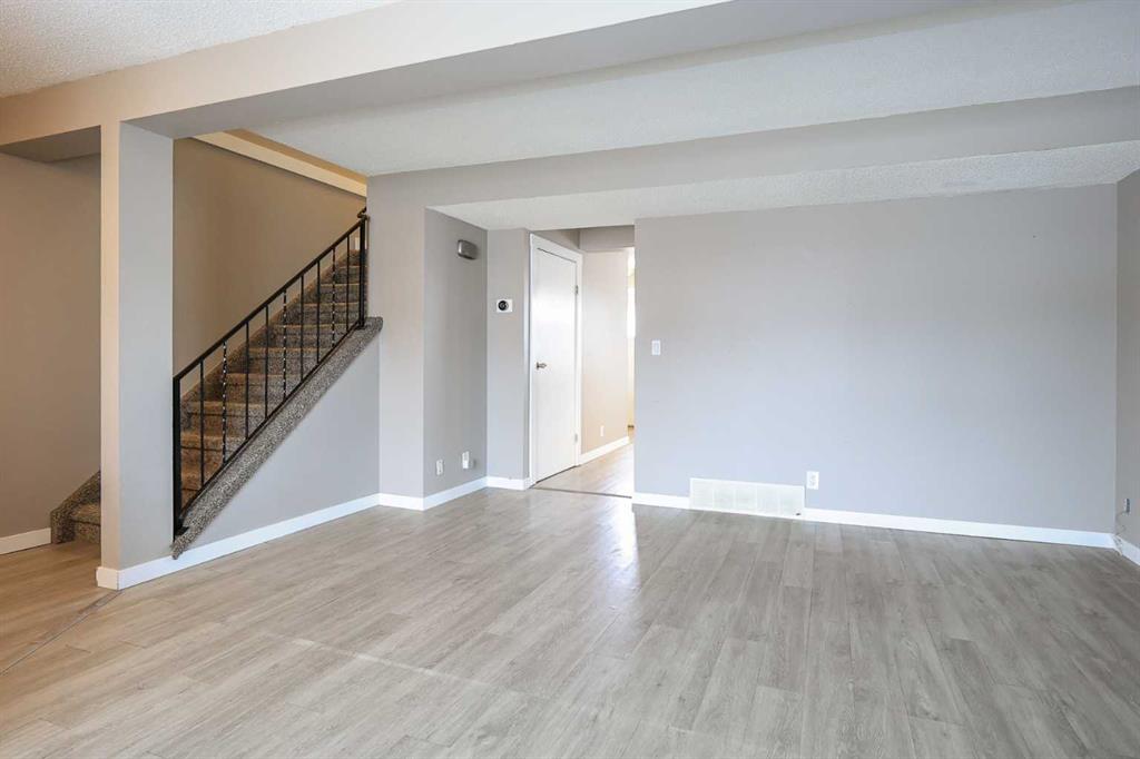 Picture for 30 Ellenwood Drive 