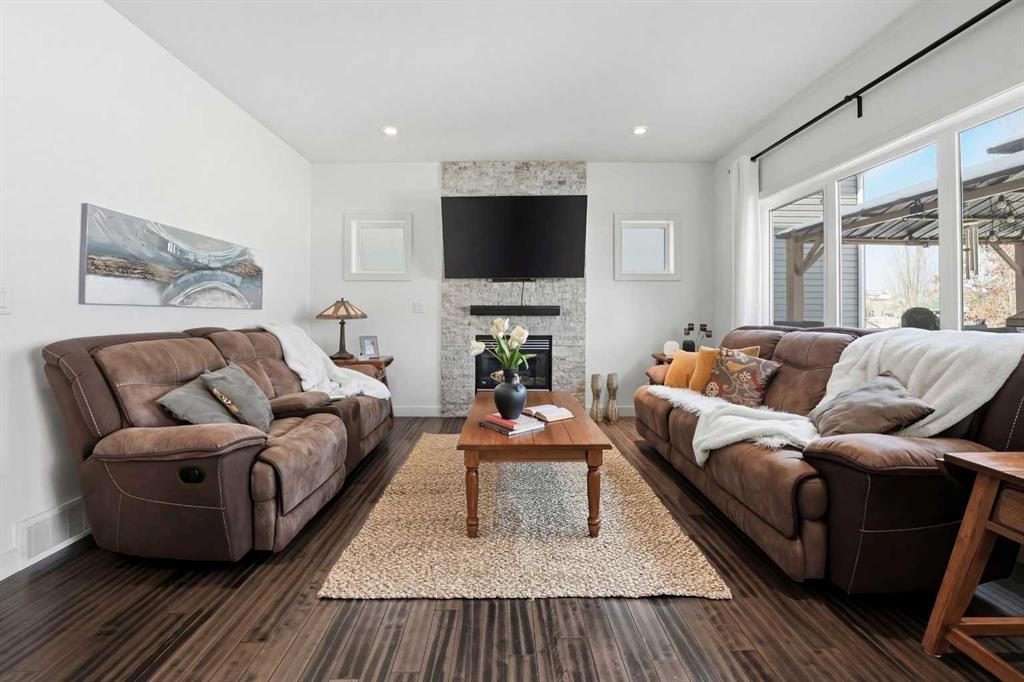 Picture for 118 Viscount Drive 