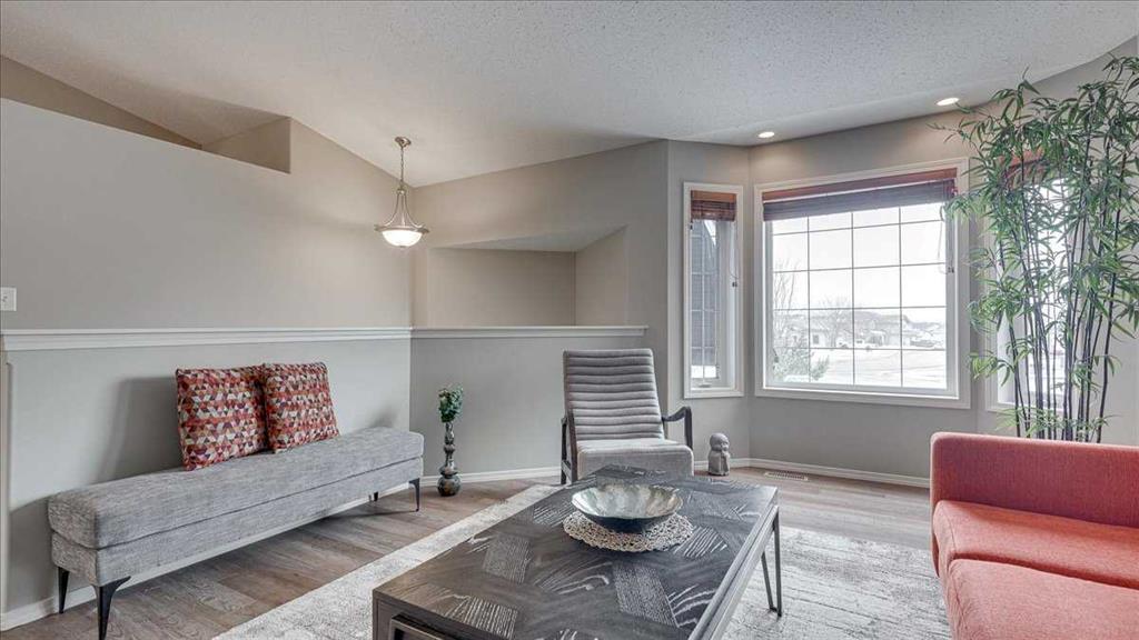 Picture for 44 Irving Crescent 