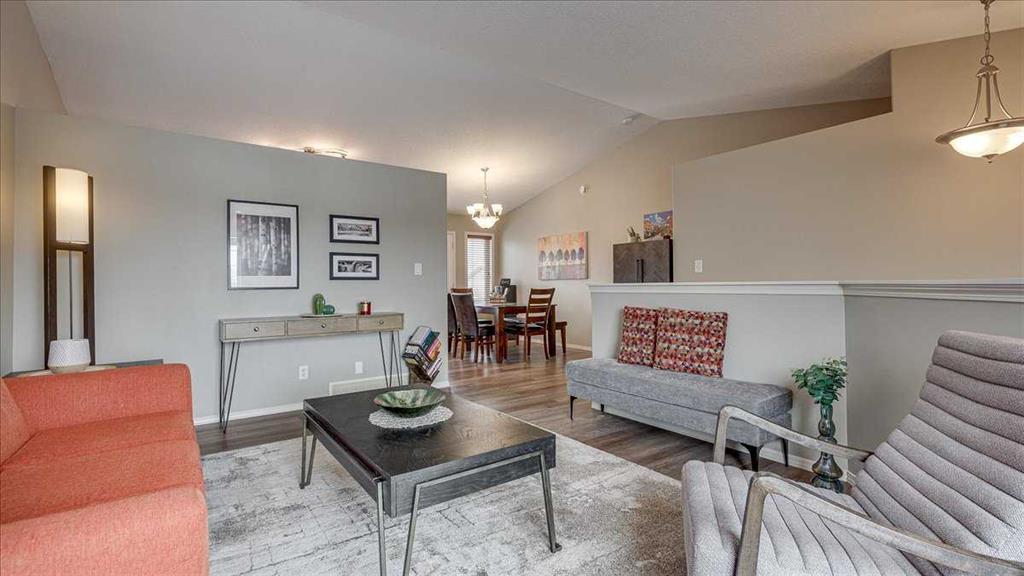 Picture for 44 Irving Crescent 