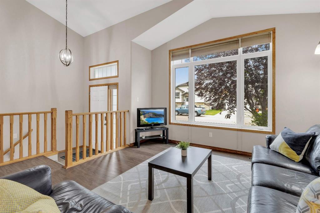 Picture for 43 Stephenson Crescent 