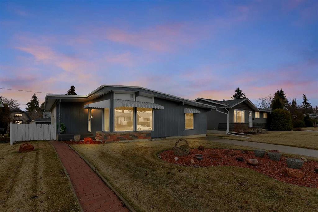 Picture for 3333 43 Avenue 