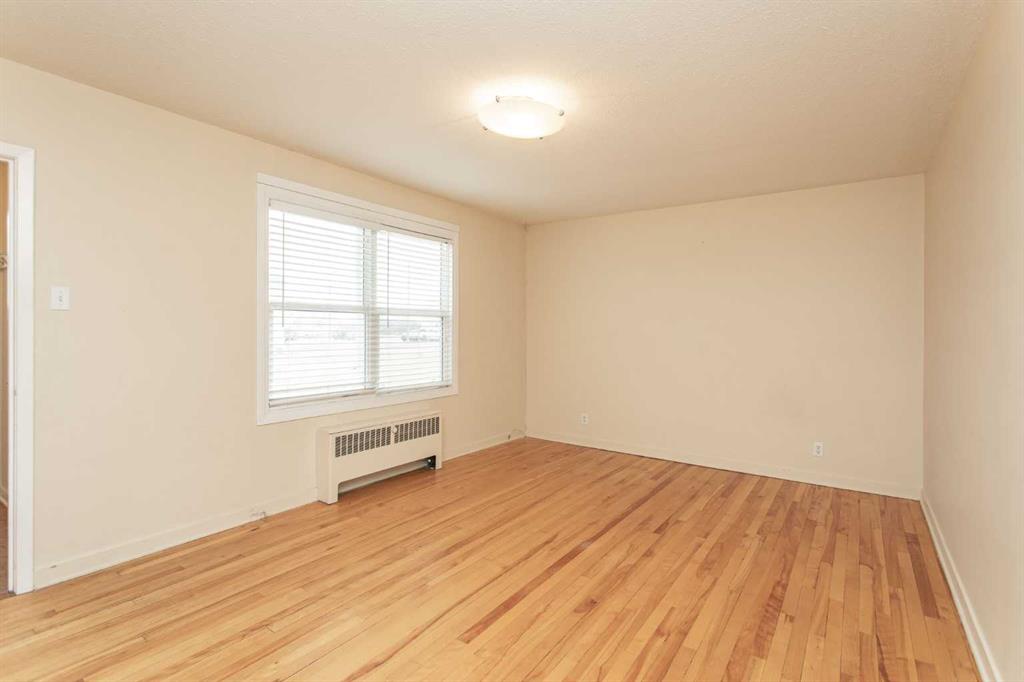 Picture for 5 Poplar Crescent 