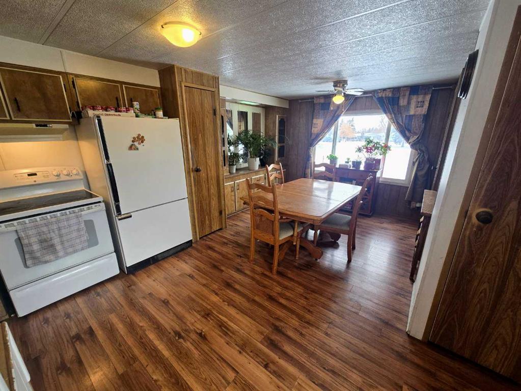 Picture for 6038 Spruce Crescent  
