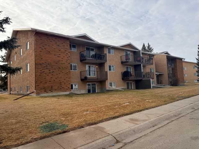 Picture for 302, 27 Bennett Street 