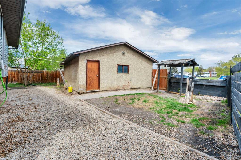 Picture for 23 Newcombe Crescent 
