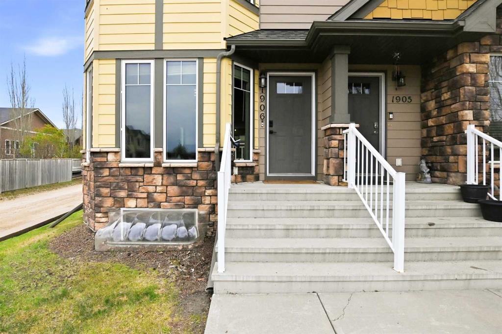 Picture for 1906, 30 Carleton Avenue 