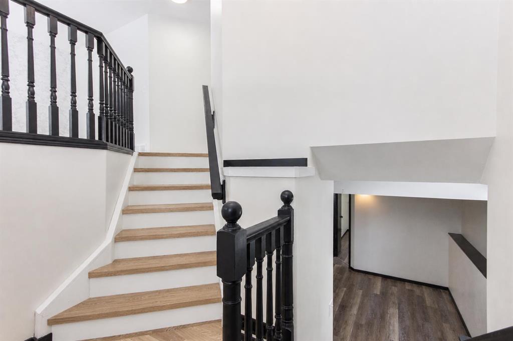 Picture for 16 Johnson Close 