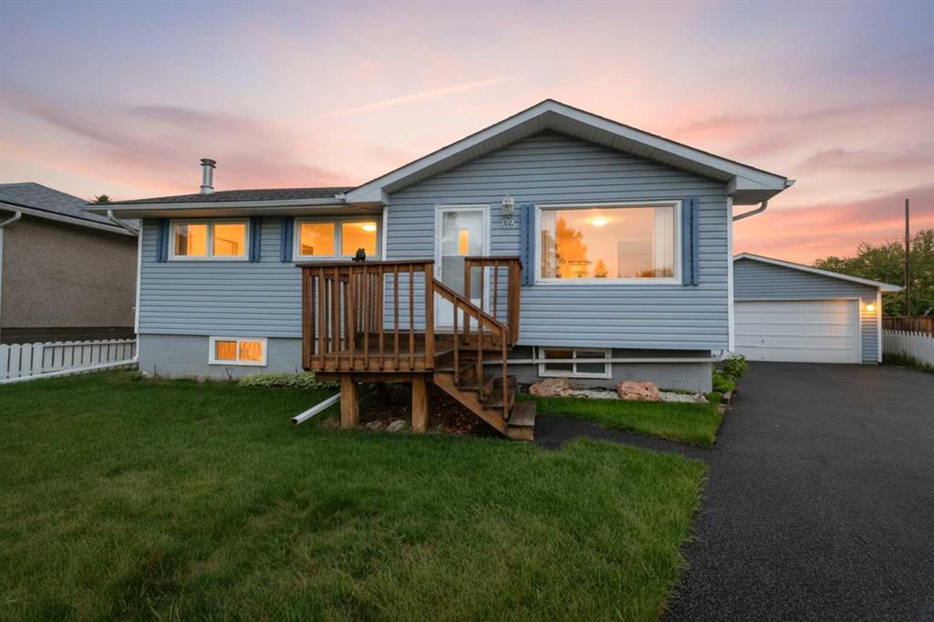 Picture for 35 Beaupre Crescent 