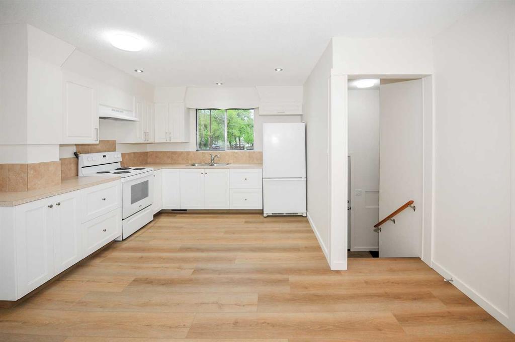 Picture for 4201 50 Avenue 