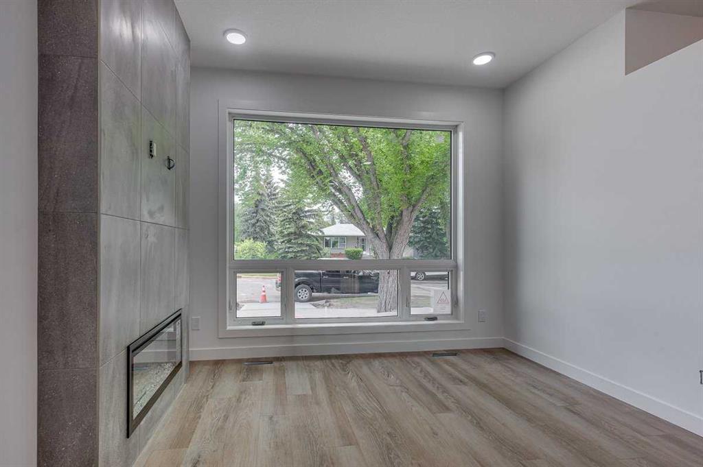 Picture for 1, 5537 51 Avenue 