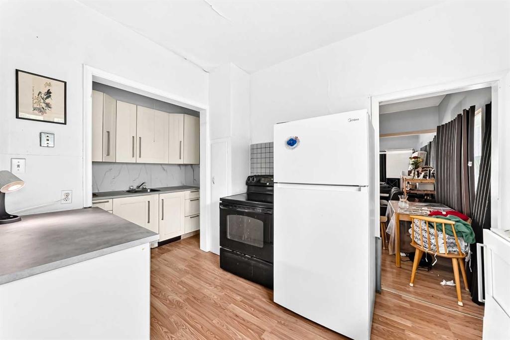 Picture for 212 5 Avenue 