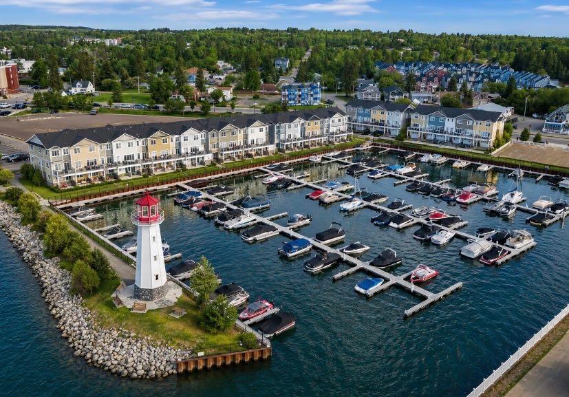 Picture for A11, 5230 Lakeshore Drive 