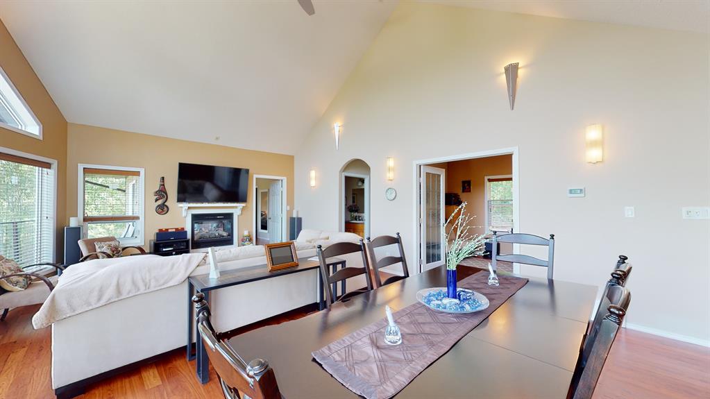 CIR Realty 1 Buffalo Way CIR REALTY , Rural Stettler No. 6, County of