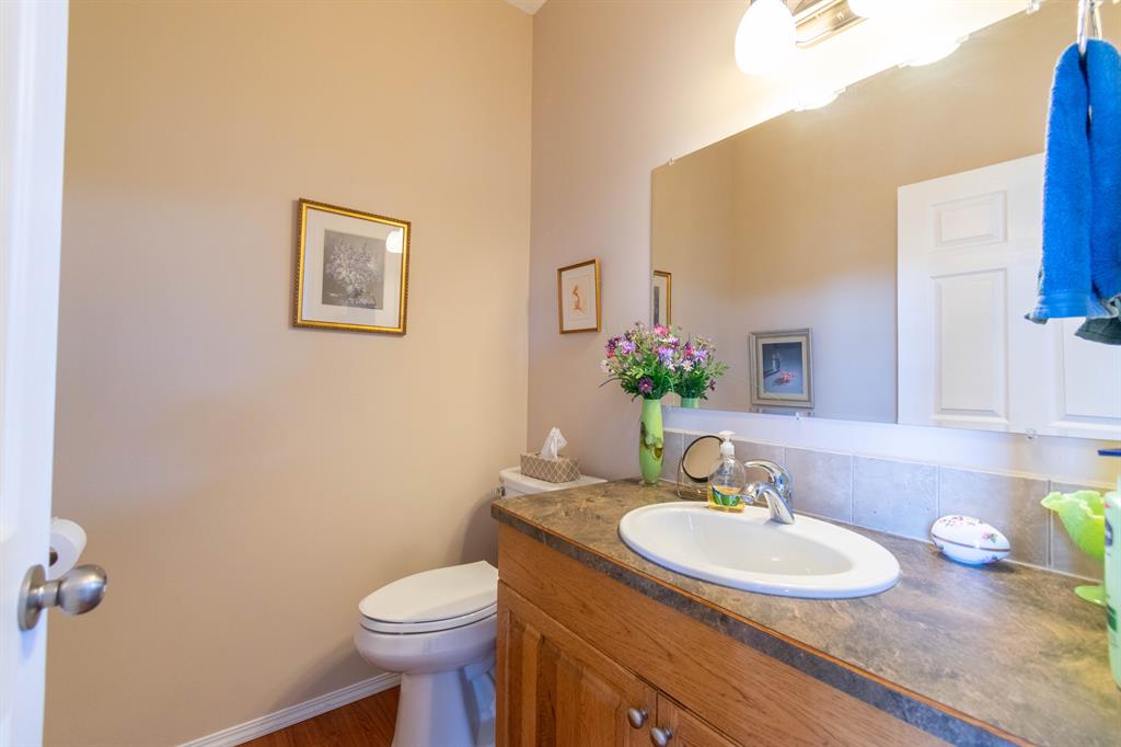 CIR Realty 1 Buffalo Way CIR REALTY , Rural Stettler No. 6, County of