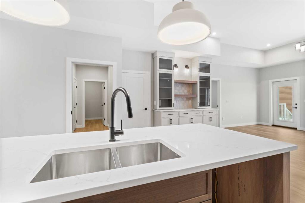 Picture for 4922 Beardsley Avenue 