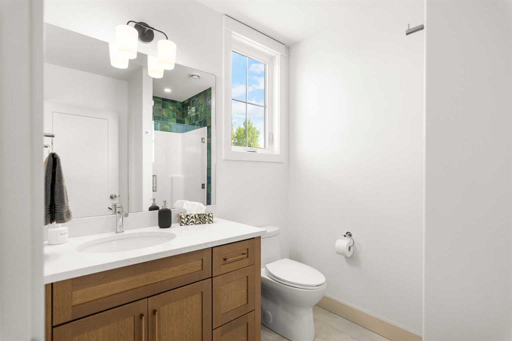 Picture for 1, 5032 48 Street 