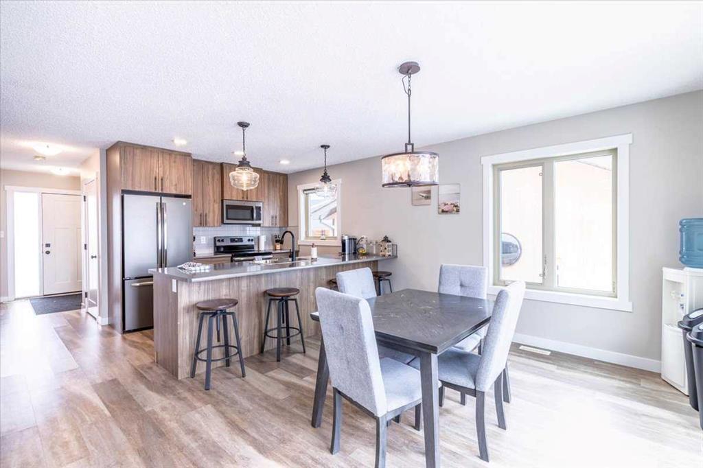 Picture for 33 Lakeshore Drive 