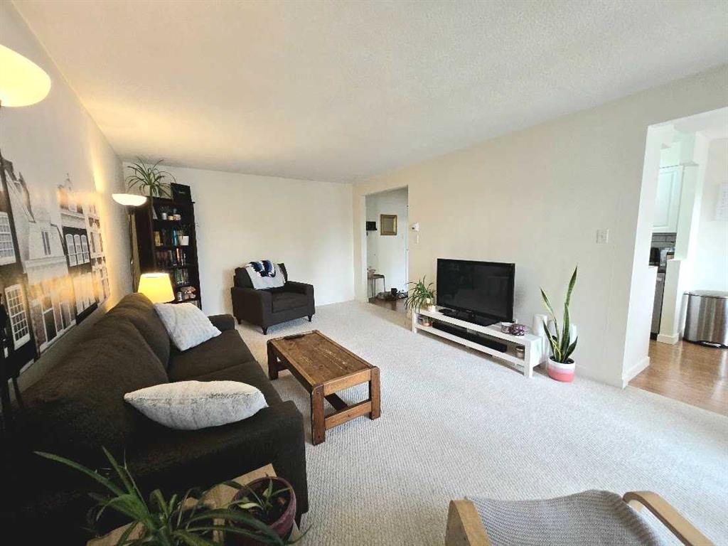 Picture for 305, 11455 41 Avenue NW