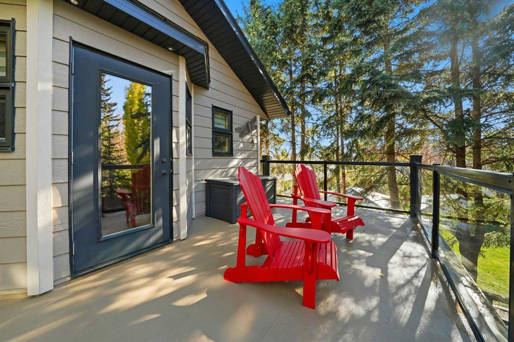 Picture for 3520 44A Avenue  https://www.cirrealty.ca/reb/cara/2/A2266012_12.jpg
