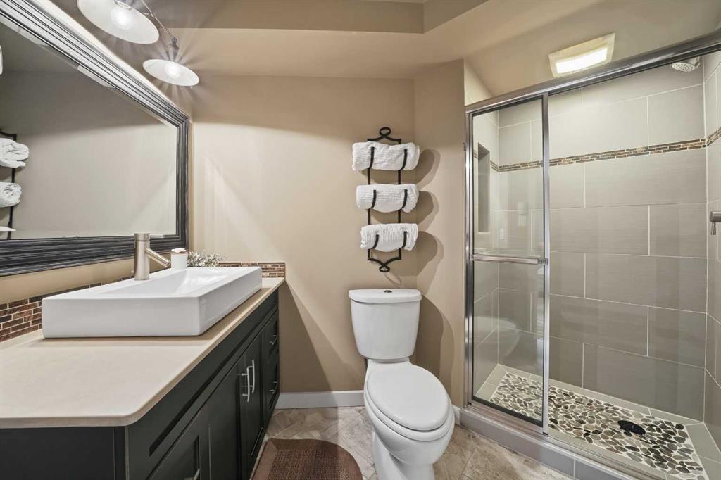 Picture for 3520 44A Avenue  https://www.cirrealty.ca/reb/cara/2/A2266012_22.jpg