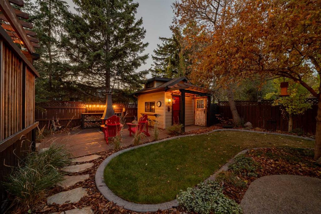 Picture for 3520 44A Avenue  https://www.cirrealty.ca/reb/cara/2/A2266012_29.jpg