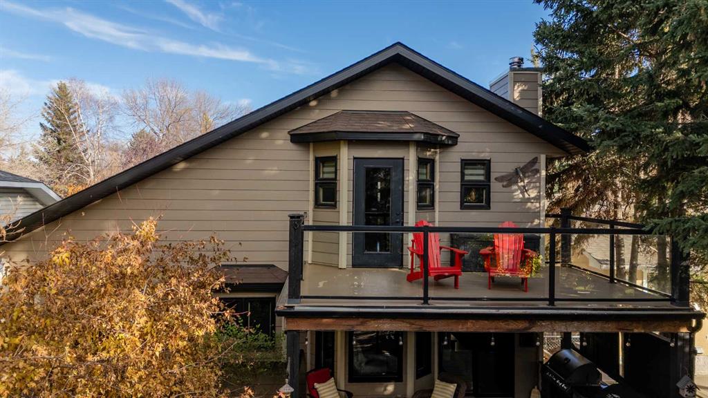 Picture for 3520 44A Avenue  https://www.cirrealty.ca/reb/cara/2/A2266012_40.jpg