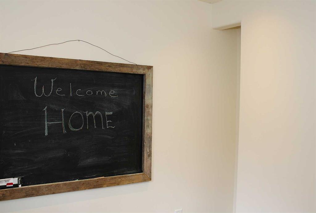 Picture for 23, 111 6 Street  SE https://www.cirrealty.ca/reb/cara/2/A2266032_26.jpg