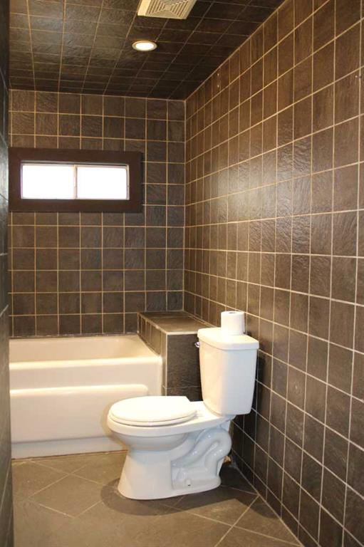 Picture for 23, 111 6 Street  SE https://www.cirrealty.ca/reb/cara/2/A2266032_31.jpg