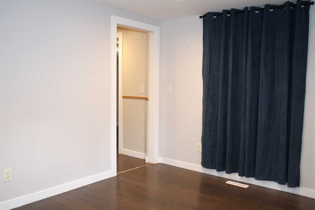 Picture for 23, 111 6 Street  SE https://www.cirrealty.ca/reb/cara/2/A2266032_40.jpg