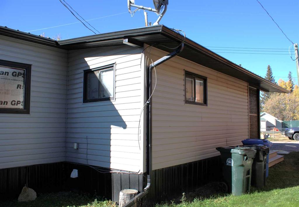 Picture for 23, 111 6 Street  SE https://www.cirrealty.ca/reb/cara/2/A2266032_44.jpg