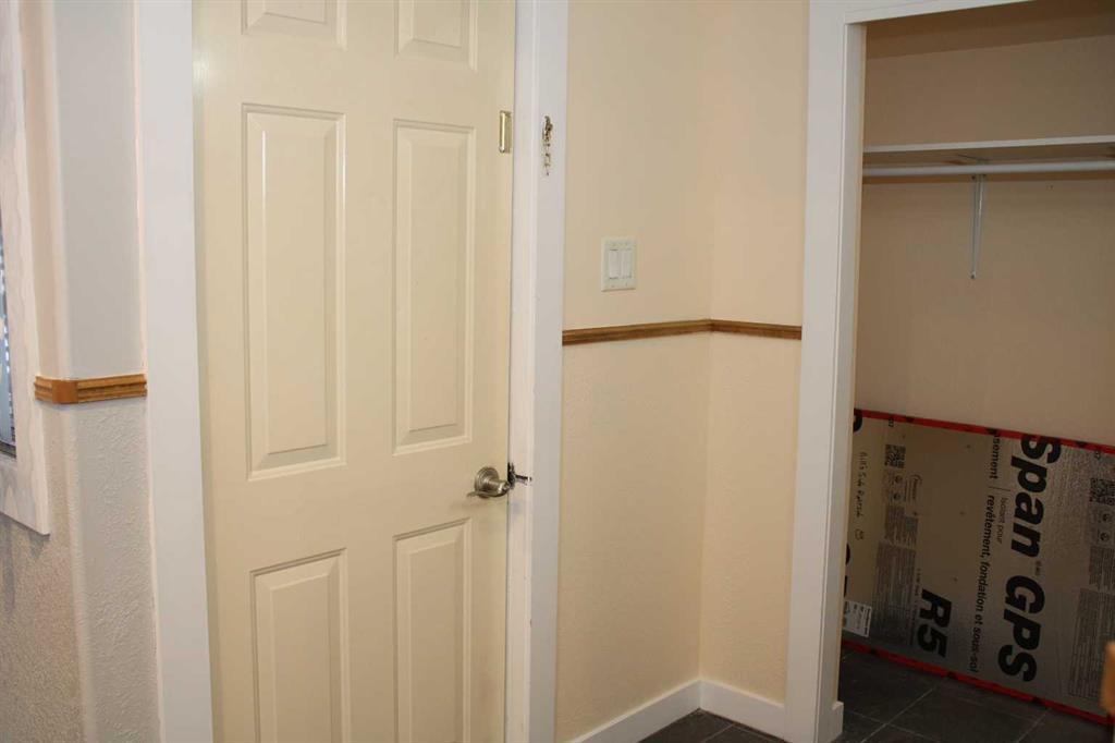 Picture for 23, 111 6 Street  SE https://www.cirrealty.ca/reb/cara/2/A2266032_9.jpg