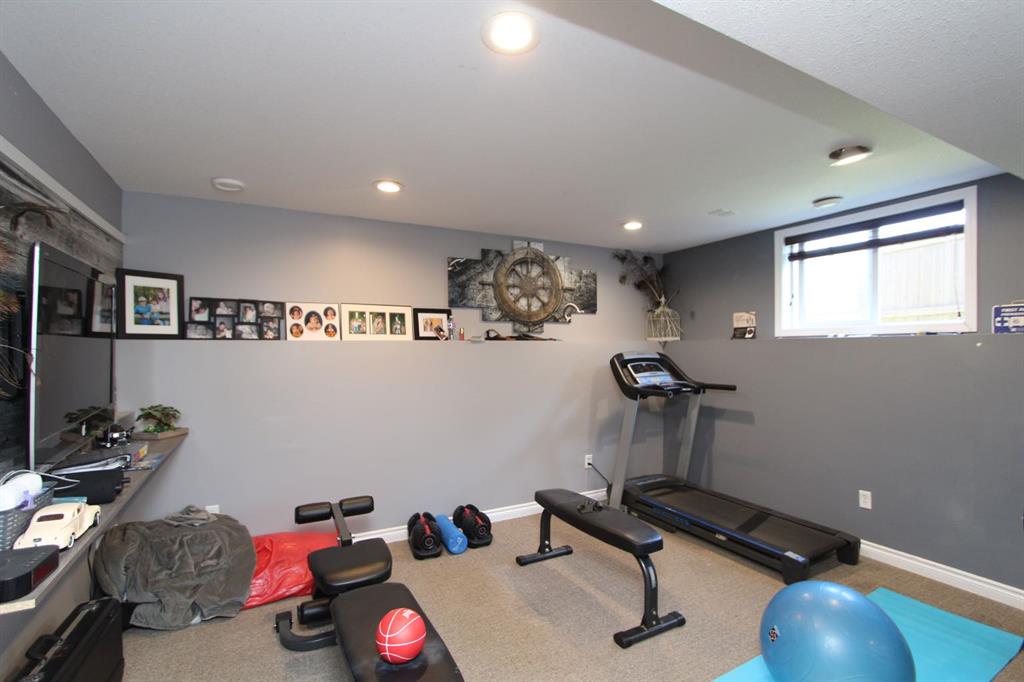 Picture for 26 Wilkinson Circle  https://www.cirrealty.ca/reb/cara/2/A2266172_16.jpg