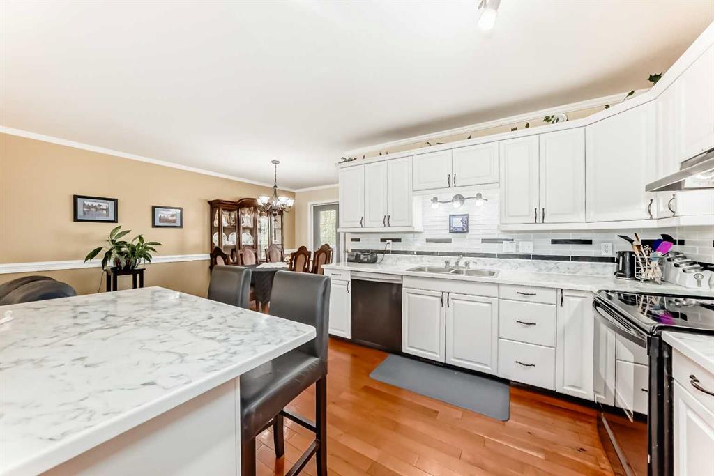 Picture for 4514 54A Ave Cres   https://www.cirrealty.ca/reb/cara/2/A2266872_10.jpg