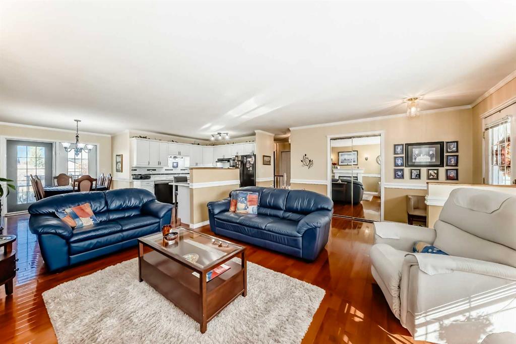 Picture for 4514 54A Ave Cres   https://www.cirrealty.ca/reb/cara/2/A2266872_13.jpg