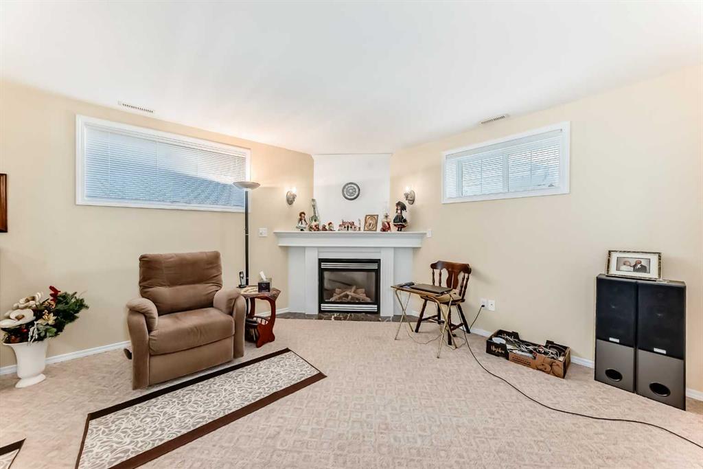 Picture for 4514 54A Ave Cres   https://www.cirrealty.ca/reb/cara/2/A2266872_29.jpg