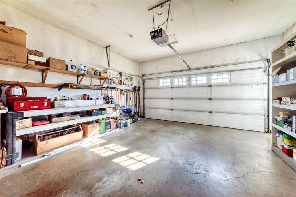 Picture for 4514 54A Ave Cres   https://www.cirrealty.ca/reb/cara/2/A2266872_39.jpg