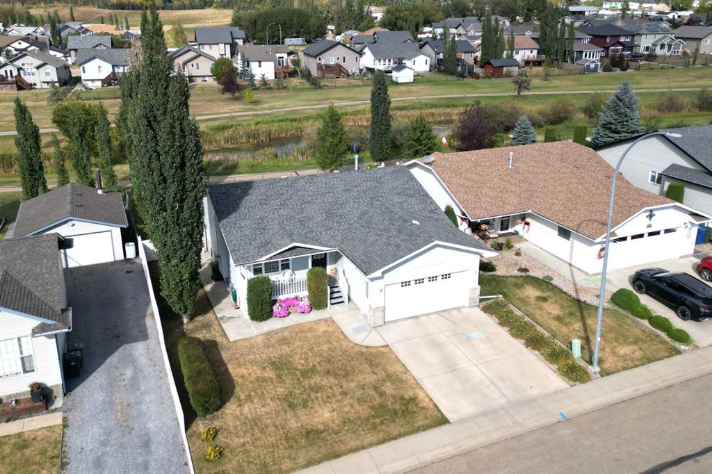 Picture for 4514 54A Ave Cres   Picture for 4514 54A Ave Cres