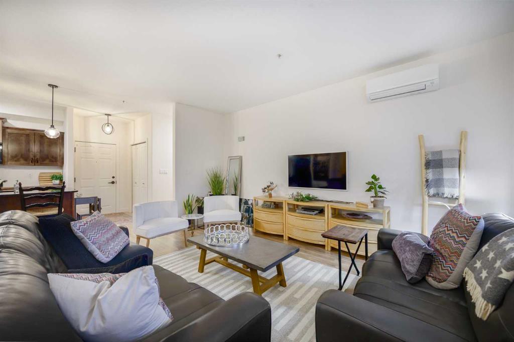 Picture for 211, 5213 61 Street  https://www.cirrealty.ca/reb/cara/2/A2267072_12.jpg