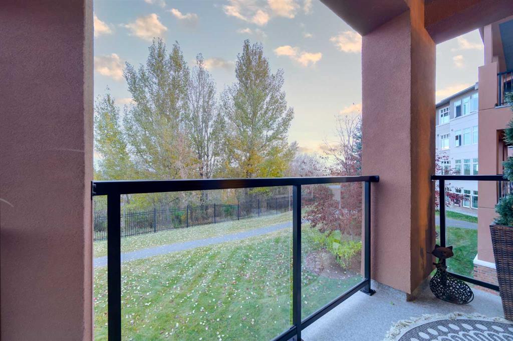 Picture for 211, 5213 61 Street  https://www.cirrealty.ca/reb/cara/2/A2267072_22.jpg