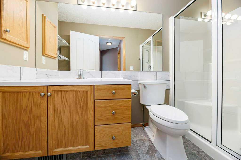 Picture for 405 Jenkins Drive  https://www.cirrealty.ca/reb/cara/2/A2267362_18.jpg