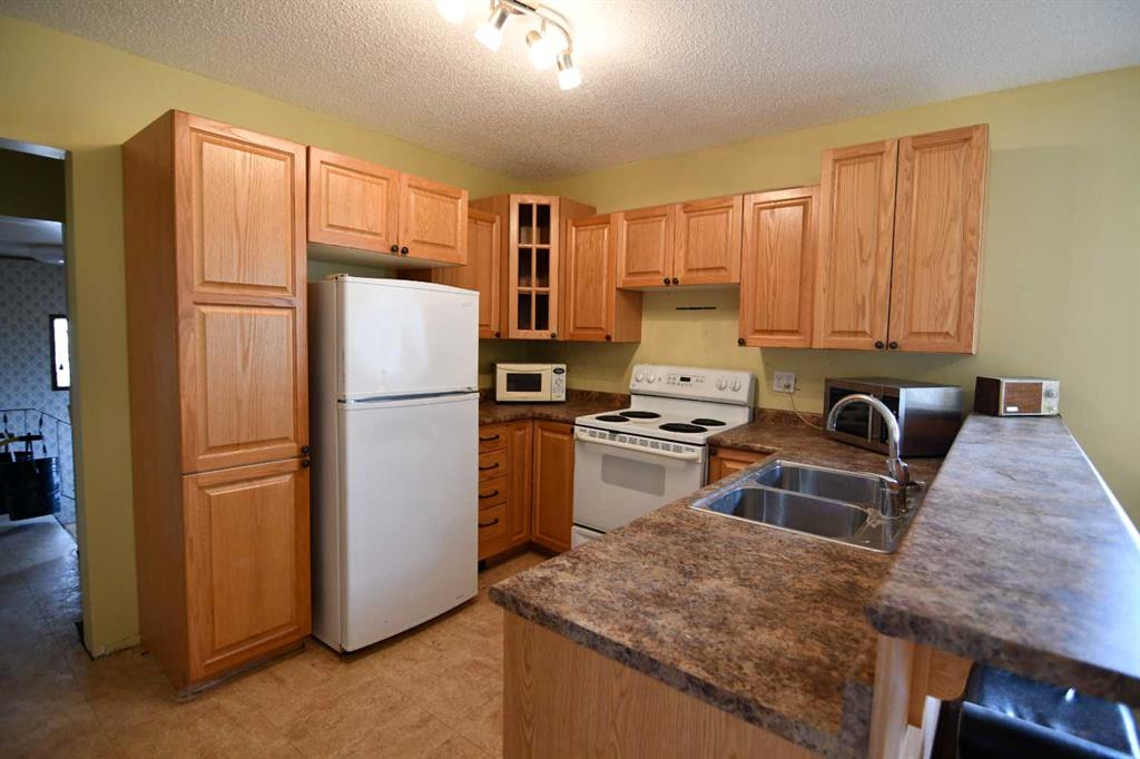 Picture for 16064 Township Road 444  