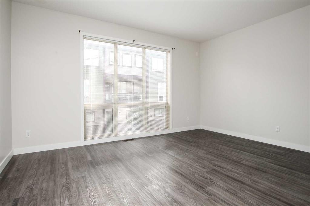 Picture for 404, 125 Caribou Crescent 