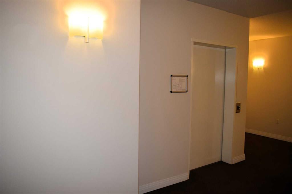 Picture for 202, 5211 39 Street 